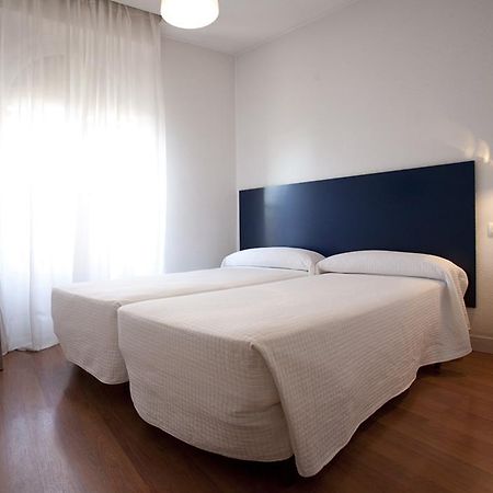Hostal Santa Isabel Madrid Ruang foto
